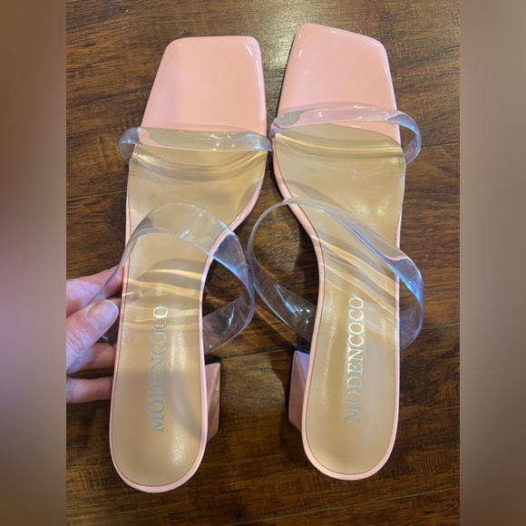 Modencoco Pink Heels - Picture 5 of 6
